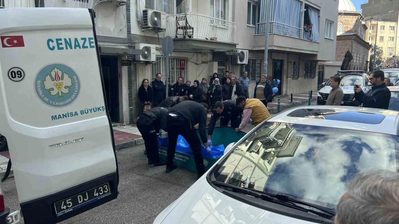 Uykudaki eşinin boğazını keserek öldürmüştü: İlk ifadesi ortaya çıktı