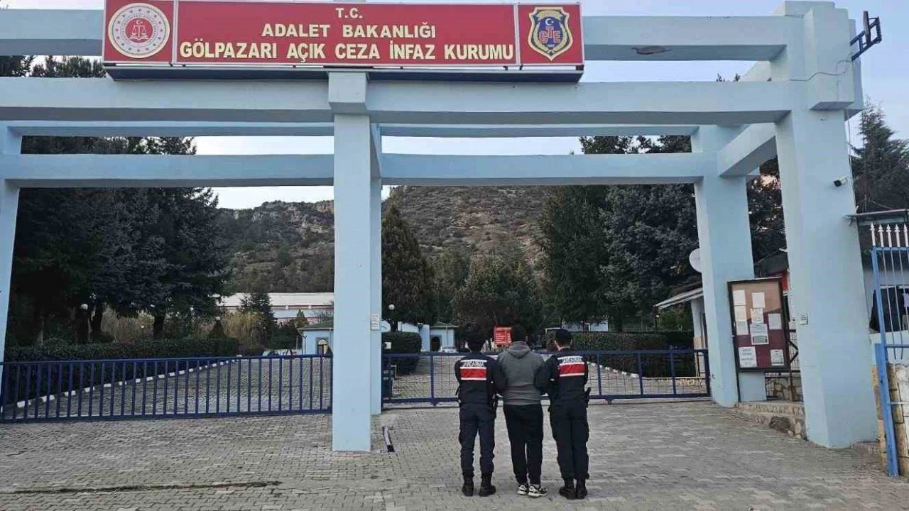 2 yıl 9 ay hapis cezası bulunan şahıs bedelli askerlik yaparken yakalandı