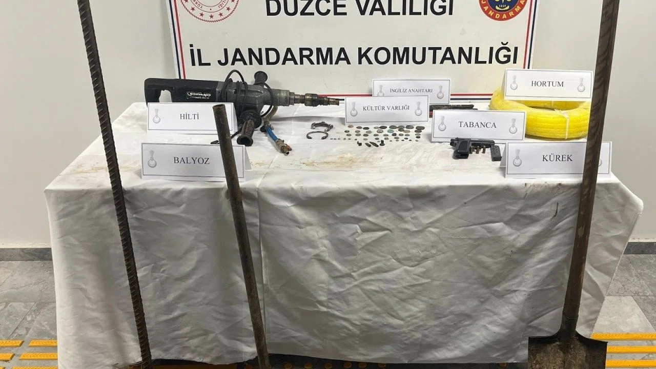 44 adet tarihi eser ele geçirildi