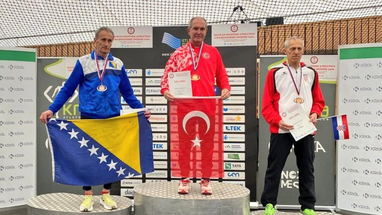 65 yaşındaki Denizlili atlet üç altın madalya yurda döndü