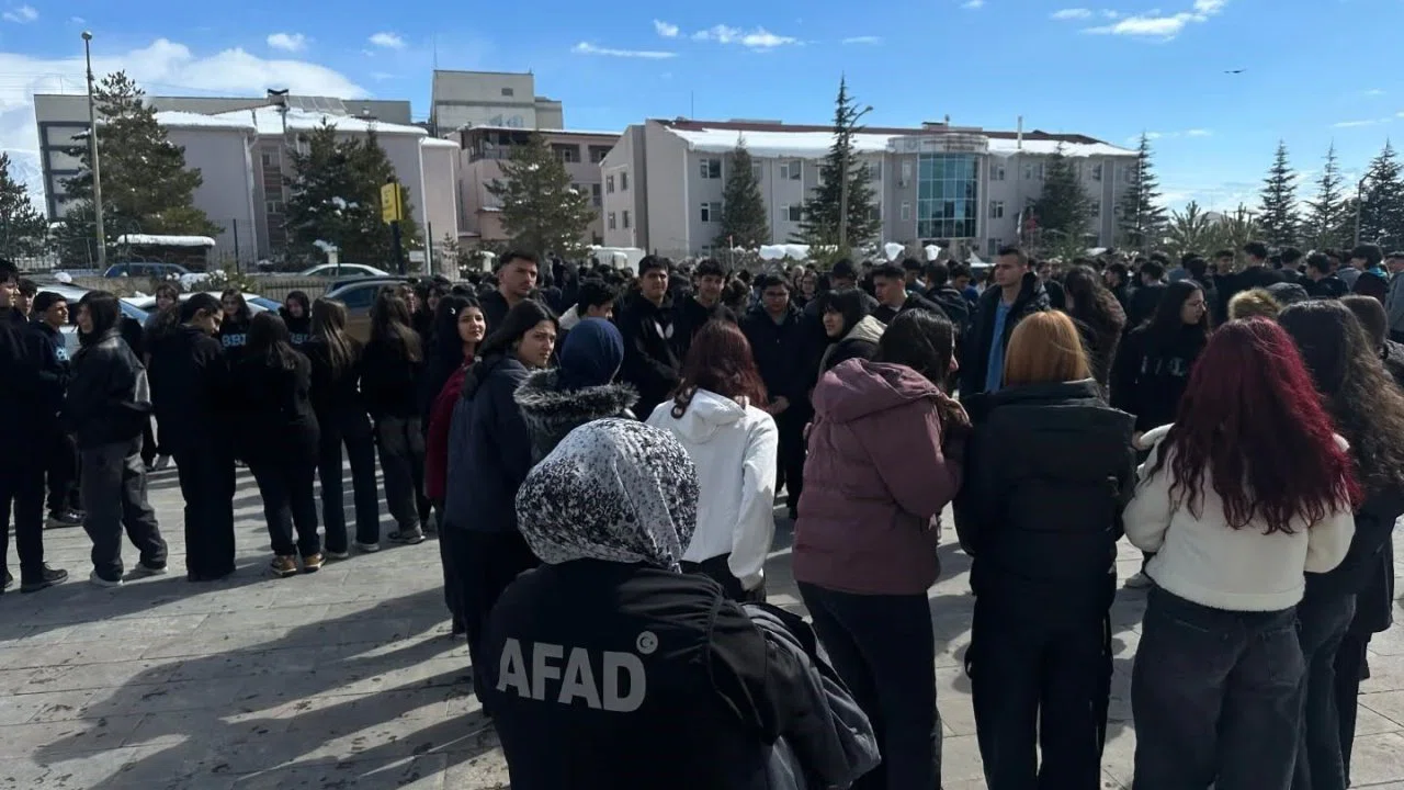 AFAD’dan öğrenci ve öğretmenlere afet farkındalık eğitimi