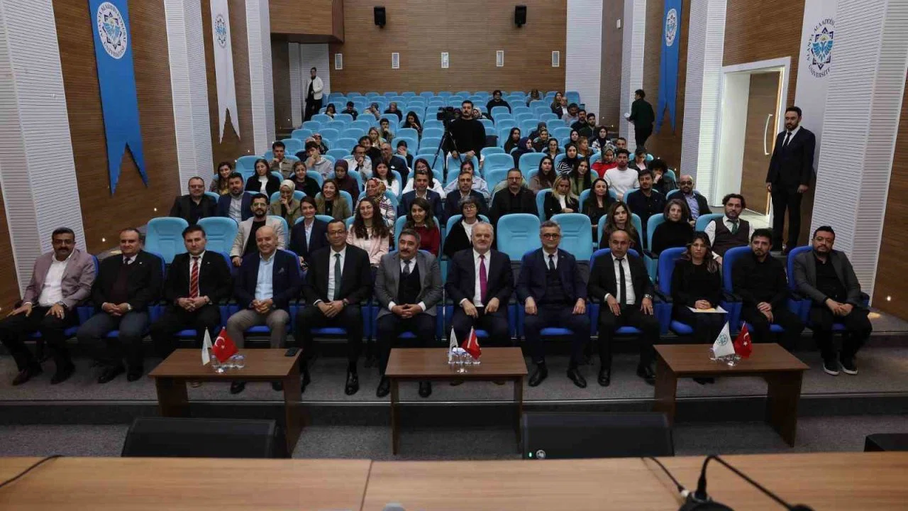 ALKÜ’de iki dev destan tek yürekte buluştu