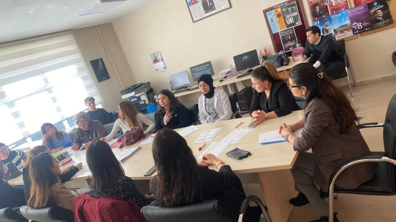 Atça Şehit Mutlu Uçar Anadolu Lisesi’nde Türkiye Yüzyılı Maarif Modeli Toplantısı