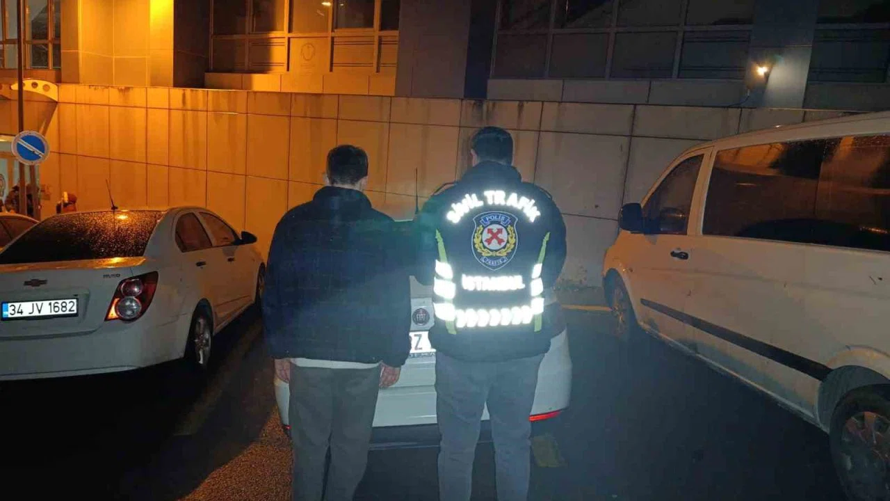 Avcılar’da trafikte takip ettiği sürücüye tehditler savuran şahıs yakalandı