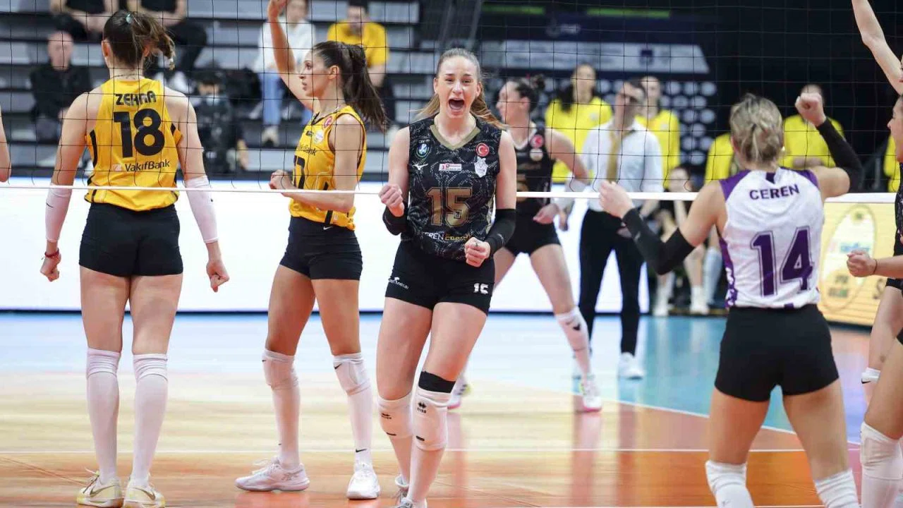 AXA Sigorta Kupa Voley: V. Bank: 3 - Zeren Spor: 1