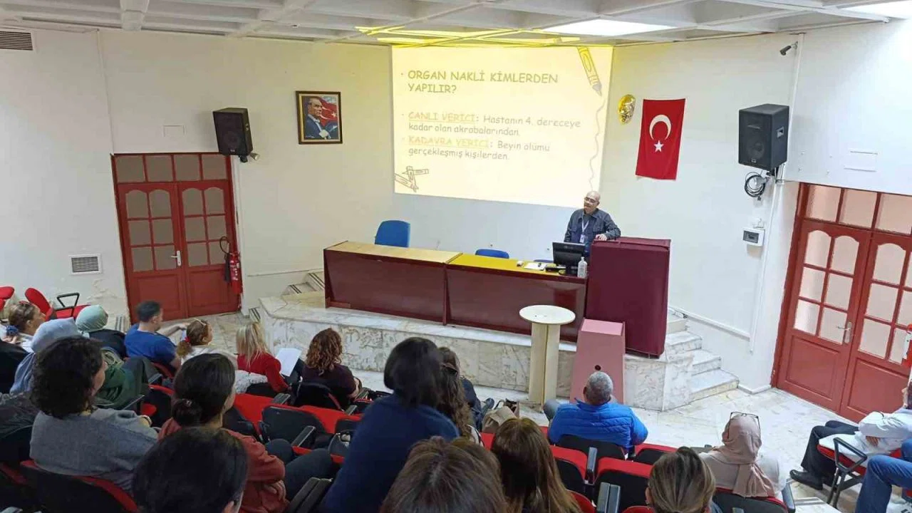 Aydın’da sağlık çalışanlarına organ bağışı eğitimi verildi