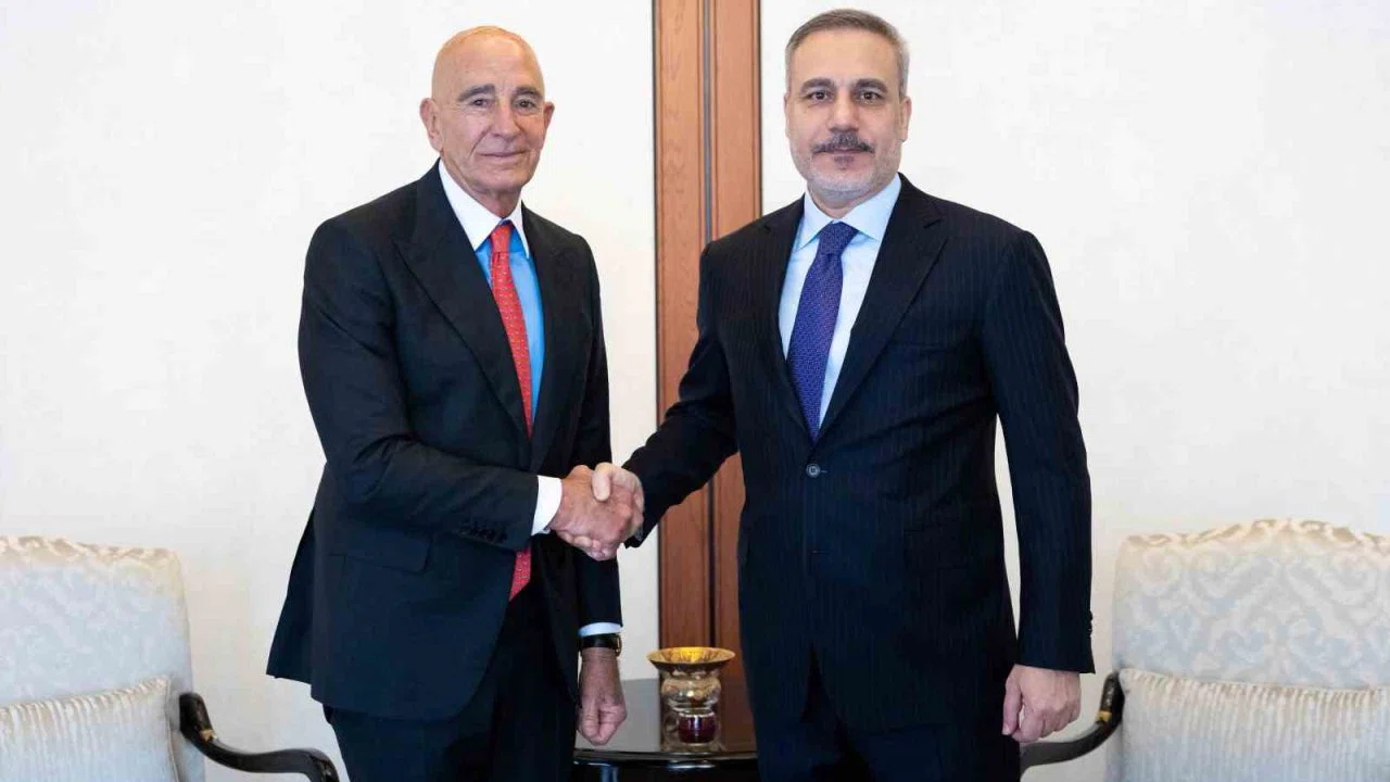 Bakan Fidan, ABD’nin Suriye Temsilcisi Barrack’ı kabul etti