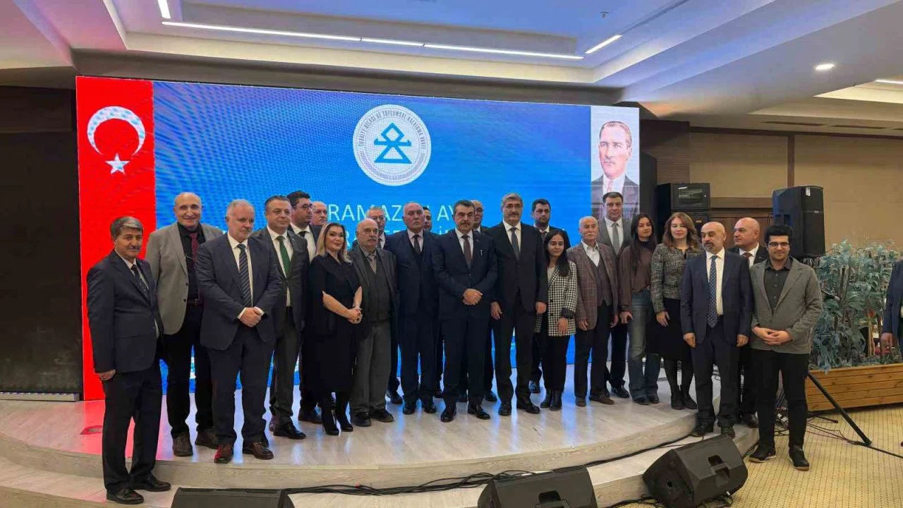 Bakan Tekin: "Çocuklarımızın ve gençlerimizin birbirine daha dikkatle baktığı iklimi kuvvetlendirmek zorundayız"