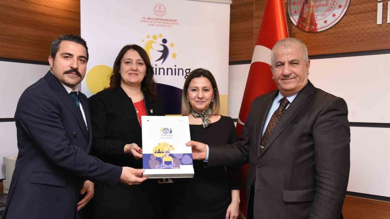 Balıkesir’de 10 okula uluslararası prestij belgesi