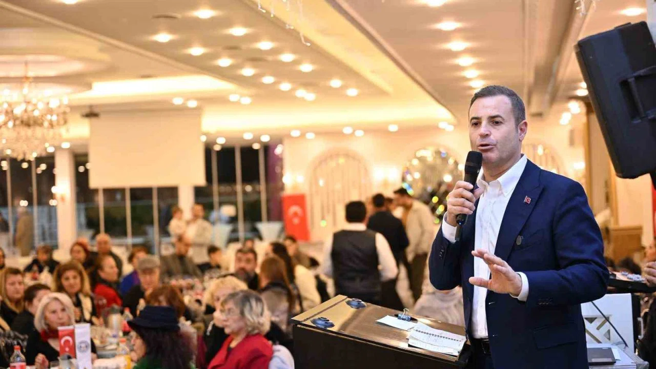 Başkan Ahmet Akın, İstanbul’daki Balıkesirliler ile kucaklaştı