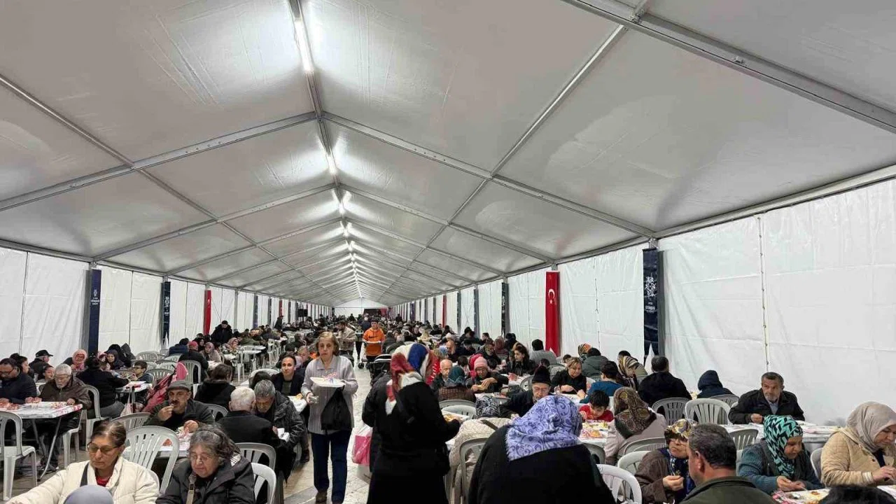Başkan Çerçioğlu Ramazan ayının bereketini Aydın’ın dört bir yanına taşımayı sürdürüyor
