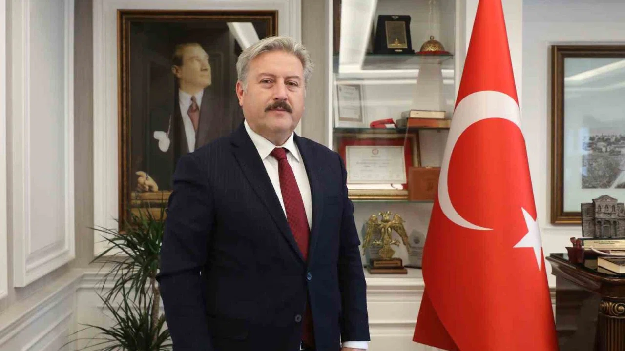 Başkan Palancıoğlu’ndan 12 Mart İstiklal Marşı’nın kabulünü kutlama mesajı