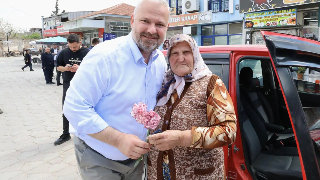 Başkan Pehlivan'dan bayram tebriği  “El ele, gönül gönüle nicelerine”