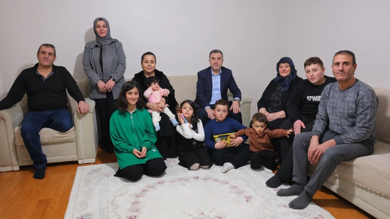 Bayburt’ta şehit ve gazi ailelerine bayram ziyareti