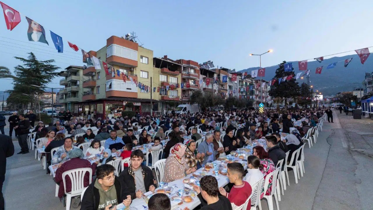 Bereket sofrası bu kez Beydağ'da kuruldu