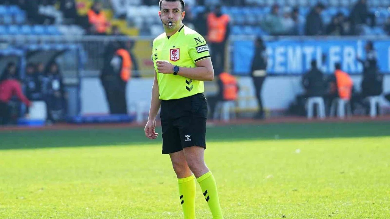 Beşiktaş - Galatasaray derbisinin VAR’ı Ömer Faruk Turtay oldu