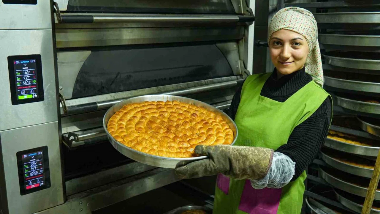 Beypazarı’nın yöresel lezzetleri bayram sofralarını süslemek için hazırlanıyor