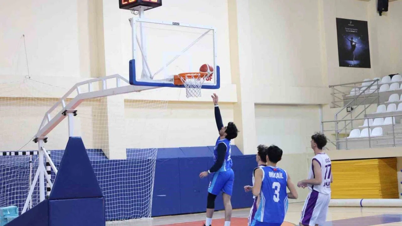 Bilecik’te okul sporları basketbol grup müsabakaları sürüyor