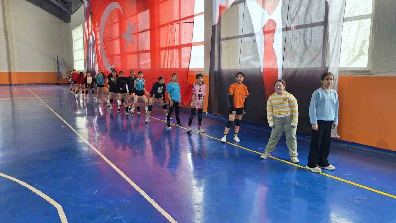 Bulanık’ta gençler spora kazandırılıyor