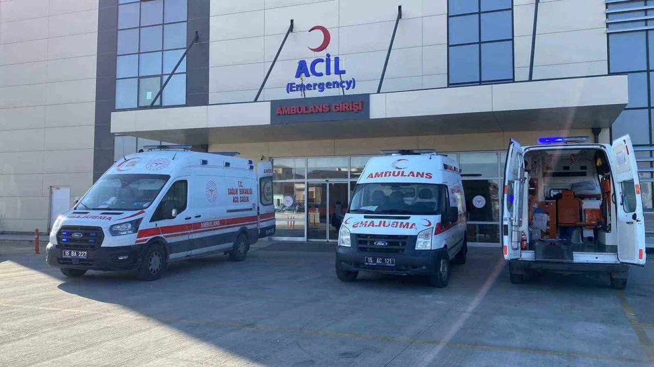 Burdur Belediyesine ait kreşte yemek sonrası çocuklarda kusma ve bulantı şikayeti