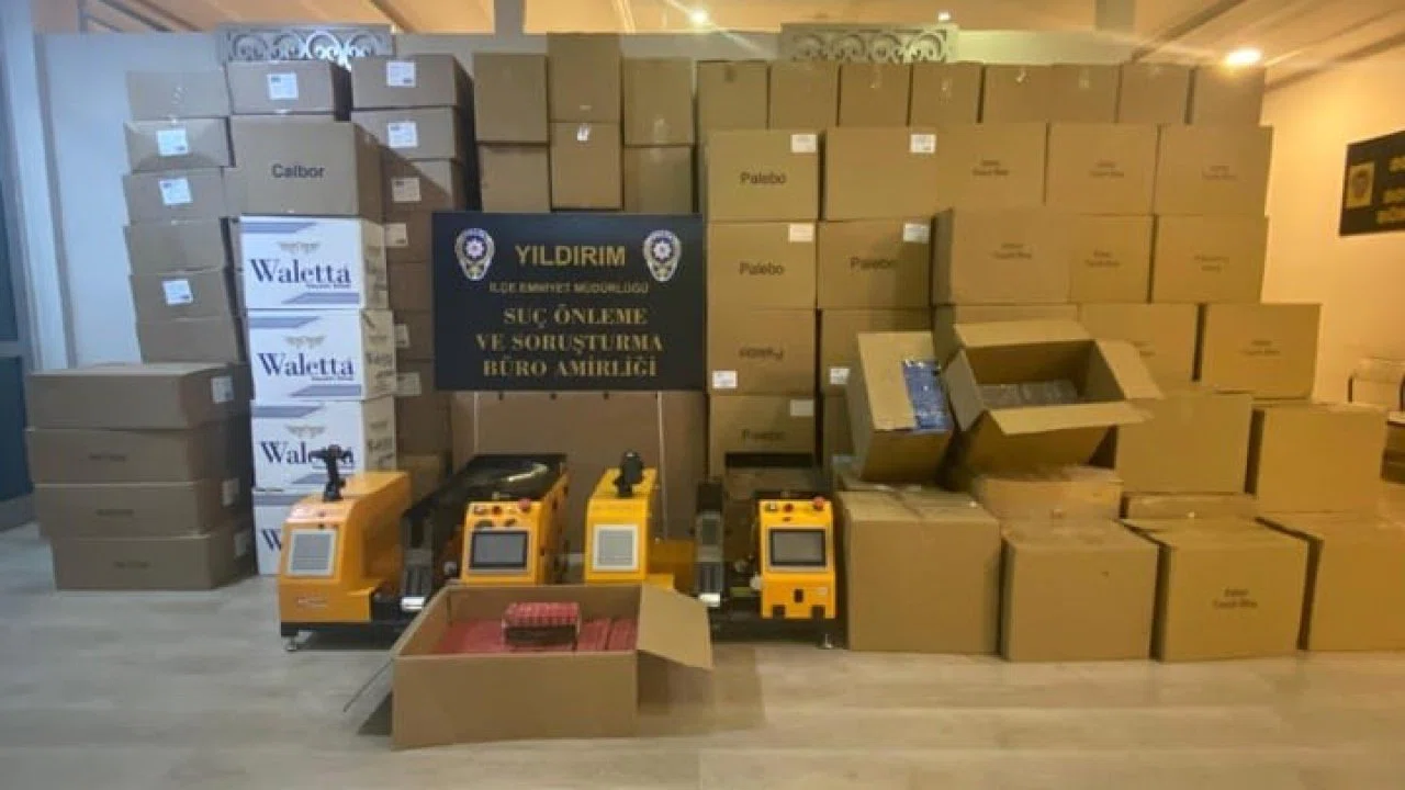 Bursa’da kaçak sigara imalathanesine operasyon: 460 kilo tütün ele geçirildi