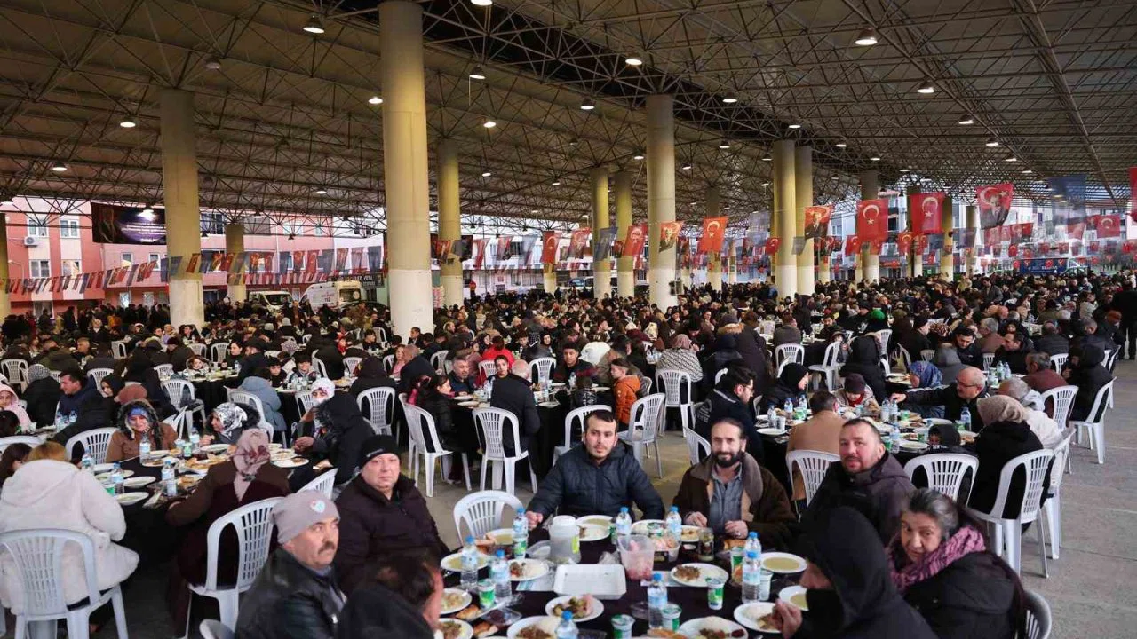 Bursa’da Ramazan’ın bereketi paylaştıkça çoğaldı