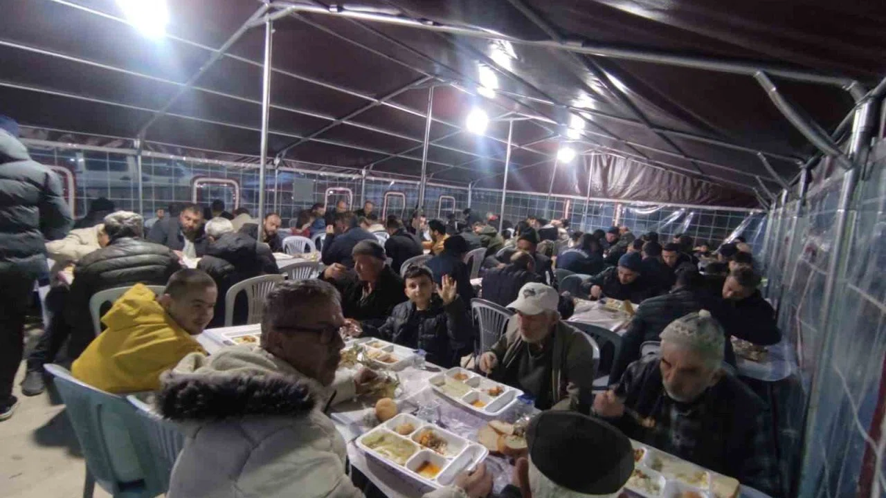 Bursa’nın dağ ilçesinde büyük ramazan dayanışması