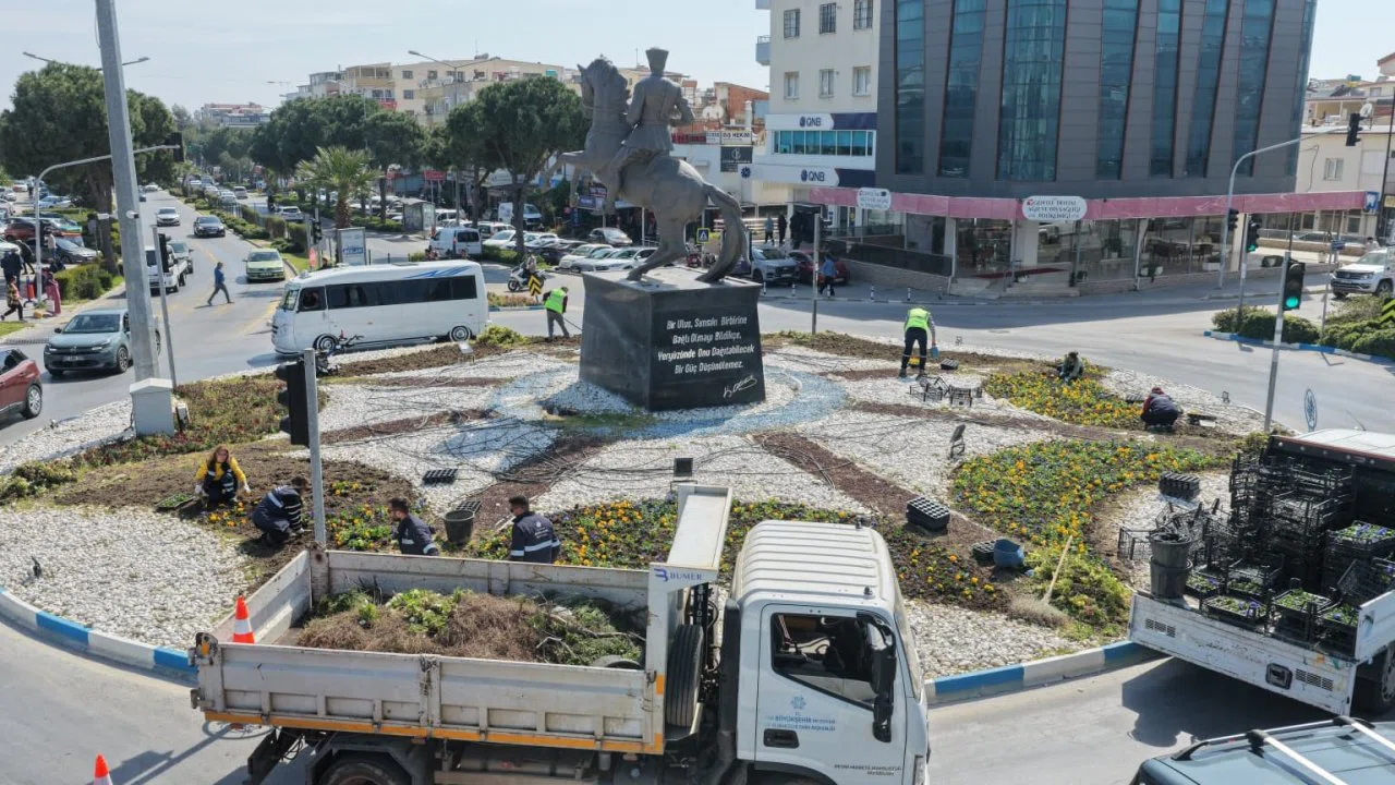 Büyükşehir’den Didim’de bayram temizliği