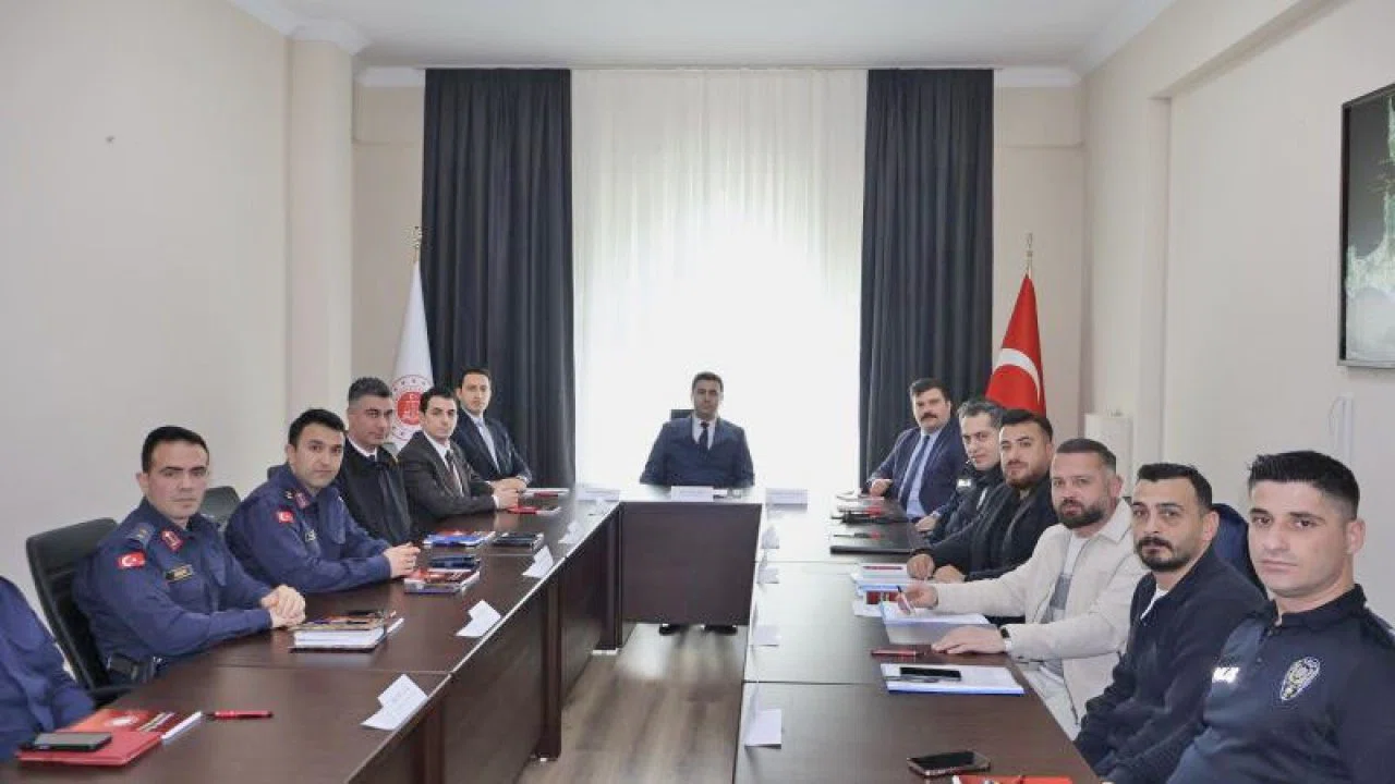 Çeşme ve Karaburun’da ’Adli Güvenlik’ masaya yatırıldı
