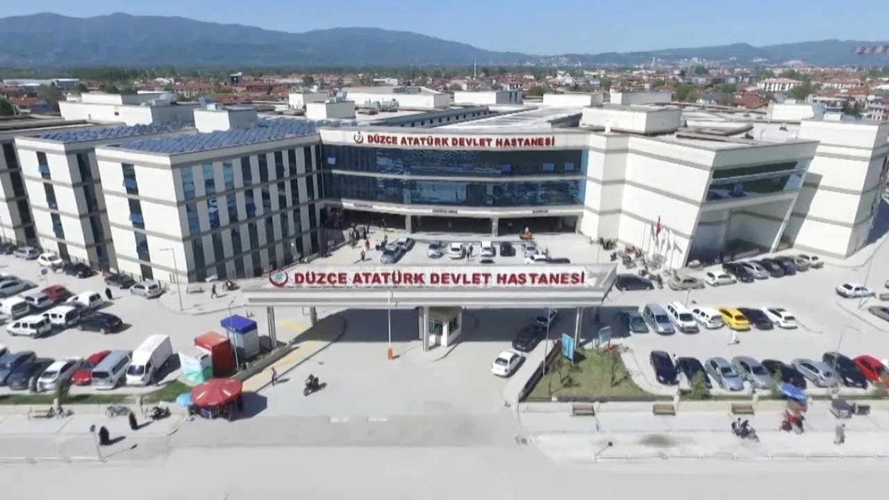 Çocuklarda koyu burun akıntısına dikkat