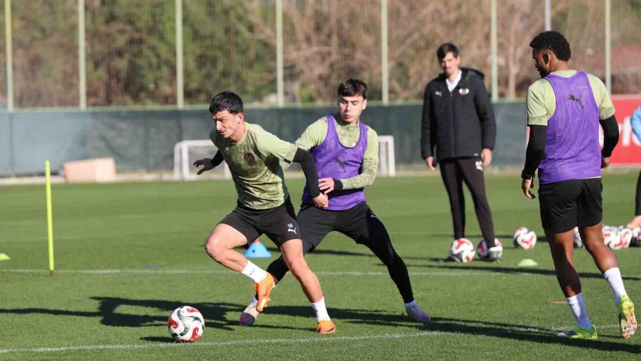 Corendon Alanyaspor, Galatasaray maçı hazırlıklarını tamamladı