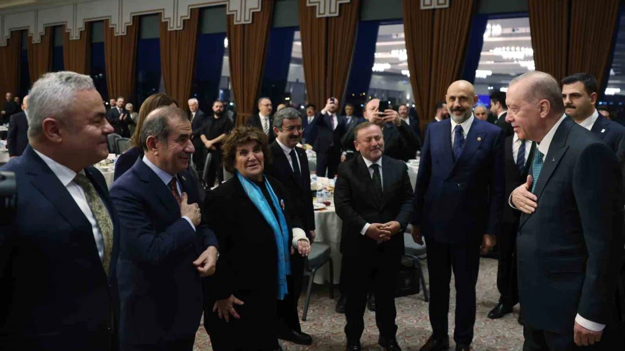Cumhurbaşkanı Erdoğan: "Türkiye her zaman savaşın değil barışın yanındadır"