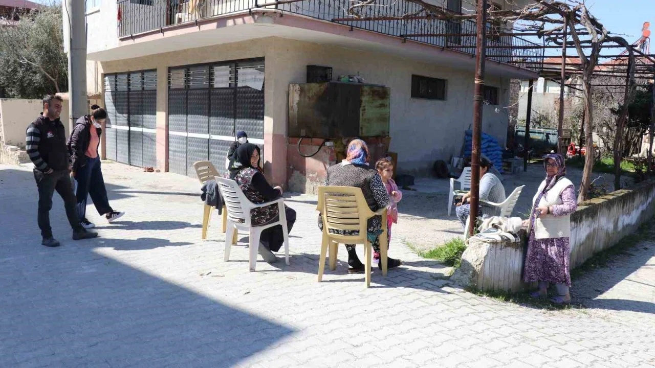 Devam eden artçılar vatandaşları tedirgin ediyor