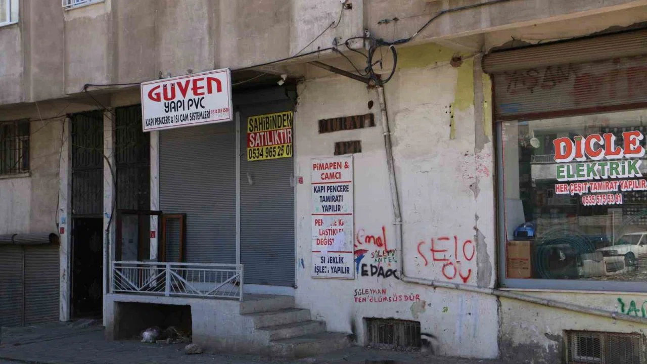 Diyarbakır’da kolonlarından ses geldiği iddia edilen apartmanın incelemeleri tamamlandı