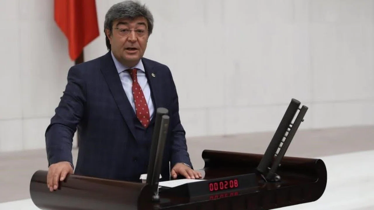 Dursun Ataş: "İran’ın savaşı içine çekmek için füze atacağı son ülke Türkiye’dir"