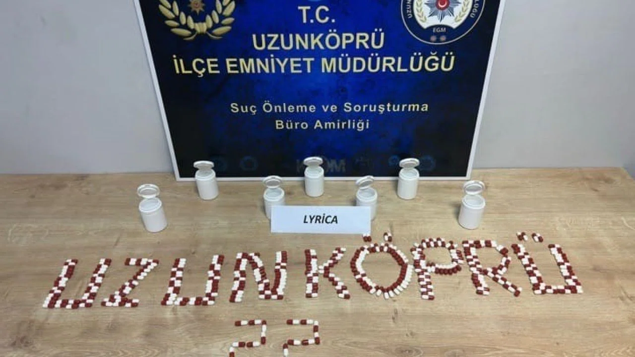Edirne’de 339 adet uyuşturucu hap ele geçirildi