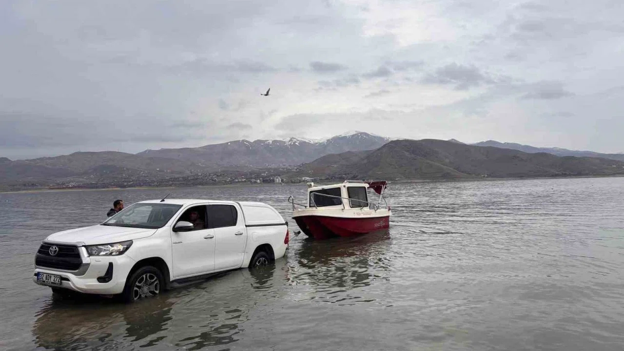 Elazığ’da kış mevsimi balık örneklemesi çalışması