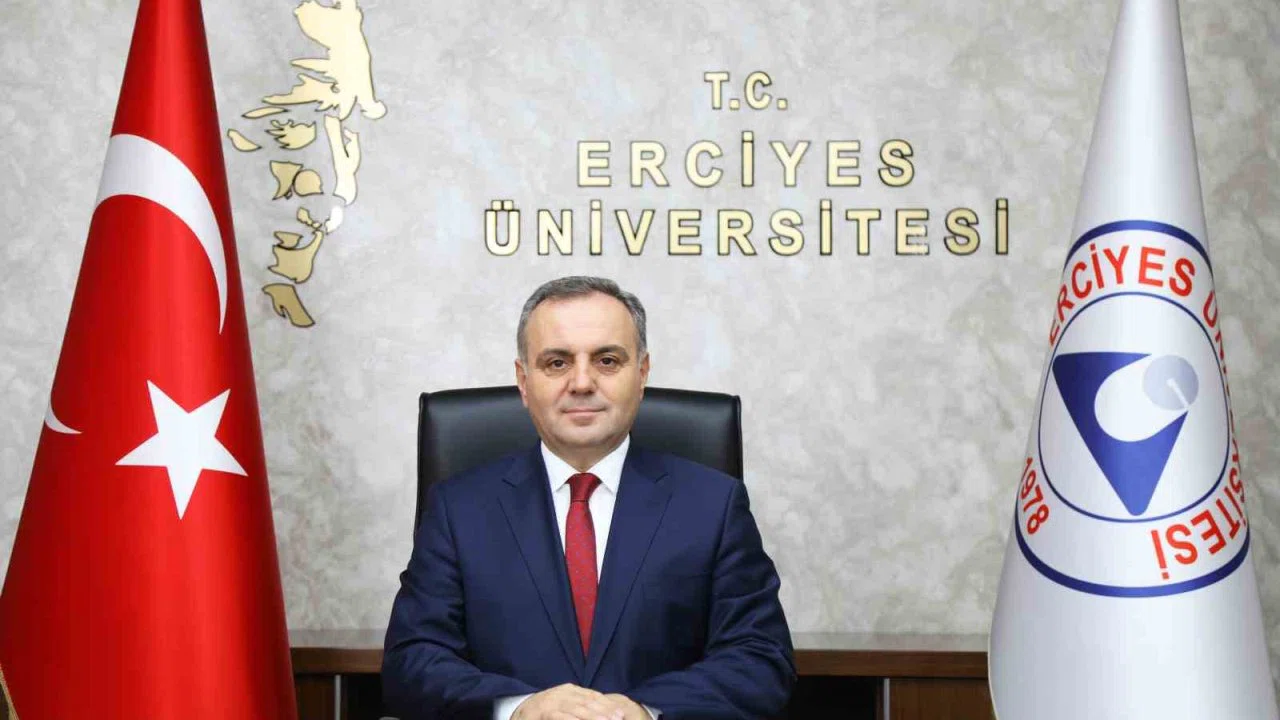 ERÜ Rektörü Prof. Dr. Altun’dan ’Kadir Gecesi’ mesajı