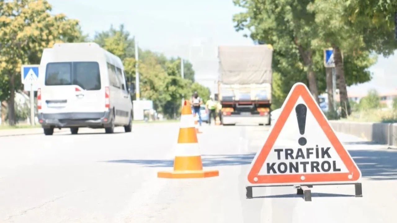 Erzincan’da drone destekli trafik denetimi