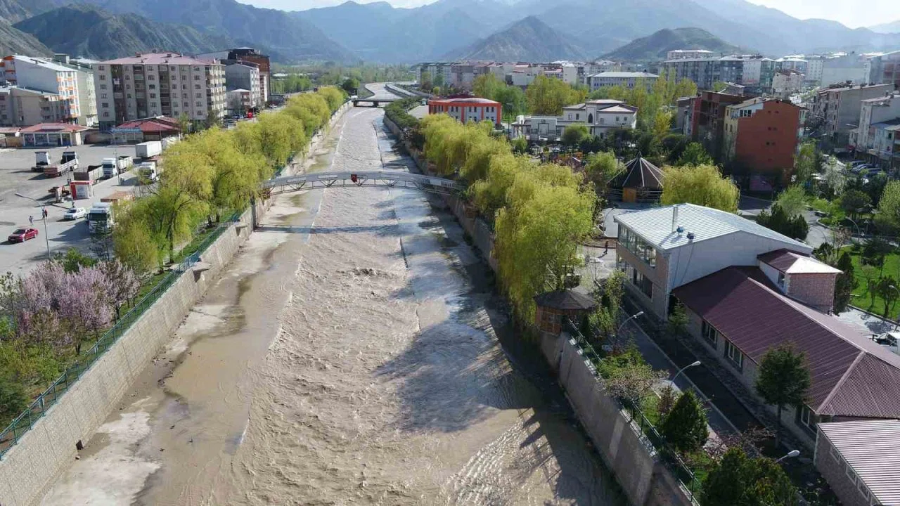 Erzurum’da su bereket oldu: 615 bin dekar arazi sulamaya açıldı