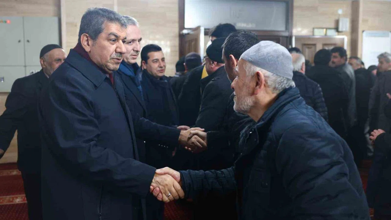 Esenler’de Enderun teravih geleneği yaşatılıyor