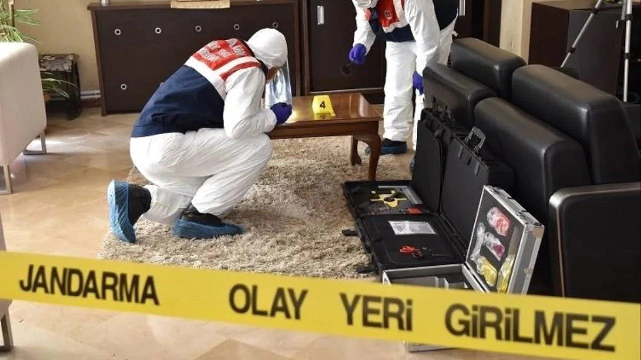 Eşi tarafından bıçaklanan kadın hayatını kaybetti