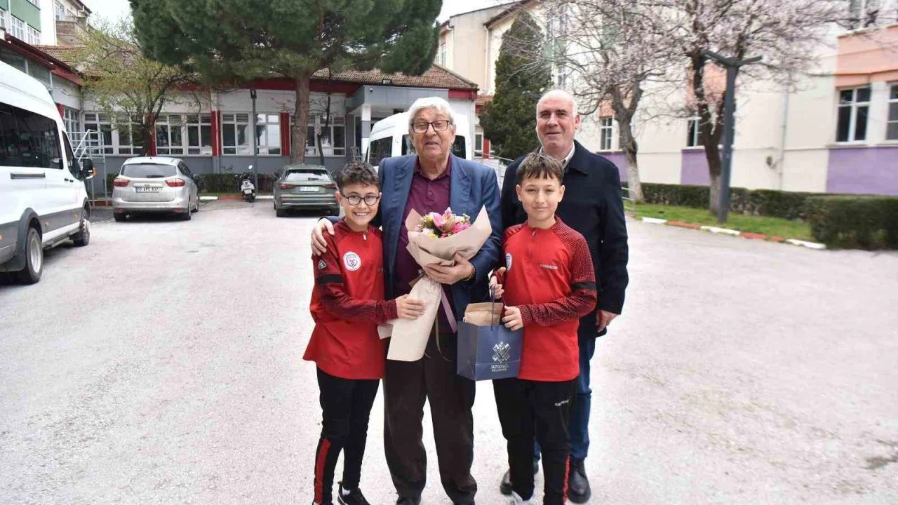 Genç Sporcular, Türk sporuna emek vermiş isimlerle buluştu