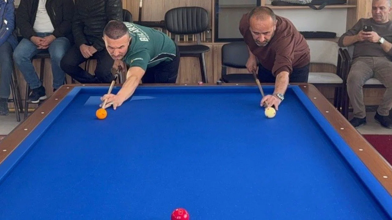 Hakkâri’de ‘Üç Bant Bilardo Turnuvası’ başladı