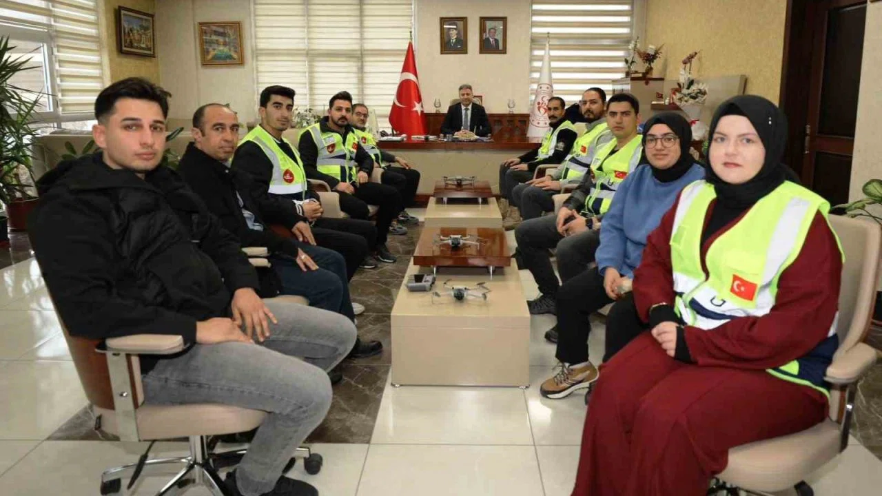 İHAKUT Havacılık Spor Kulübü’nden Gençlik ve Spor İl Müdürlüğü’ne ziyaret