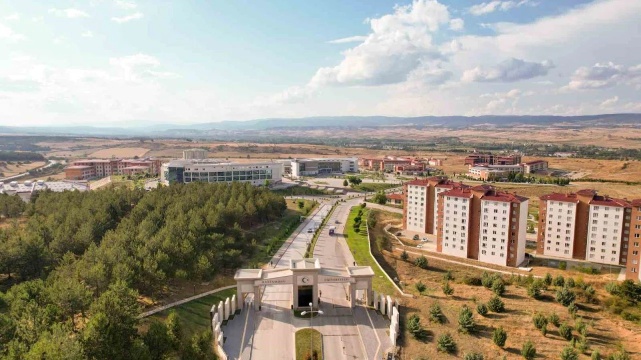 Kastamonu Üniversitesi, sosyal sorumluluk projelerinde ilk 10’da