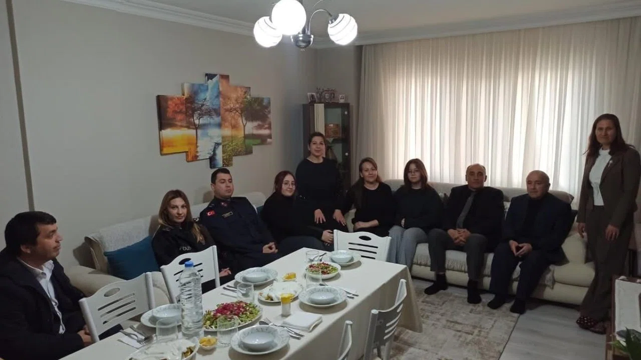 Kaymakam İlhan, vatandaşlarla iftar sofrasında buluştu