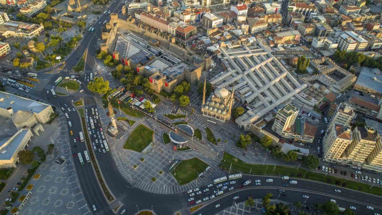 Kayseri, büyükşehir ile Ramazan Bayramı’na hazır