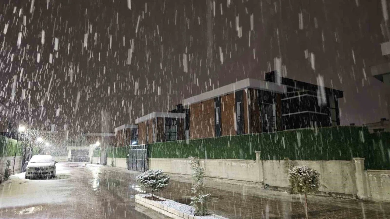 Kayseri’de kar yağışı