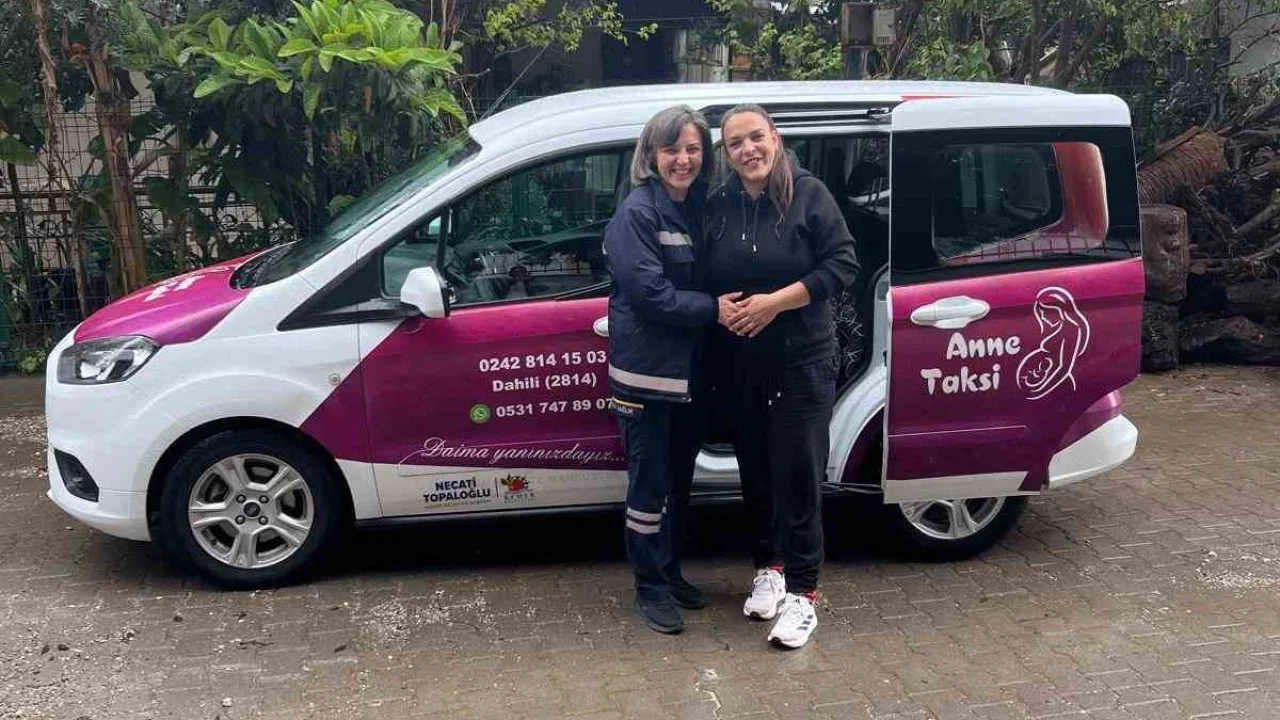 Kemer’de ’Anne Taksi’ hizmet vermeye başladı